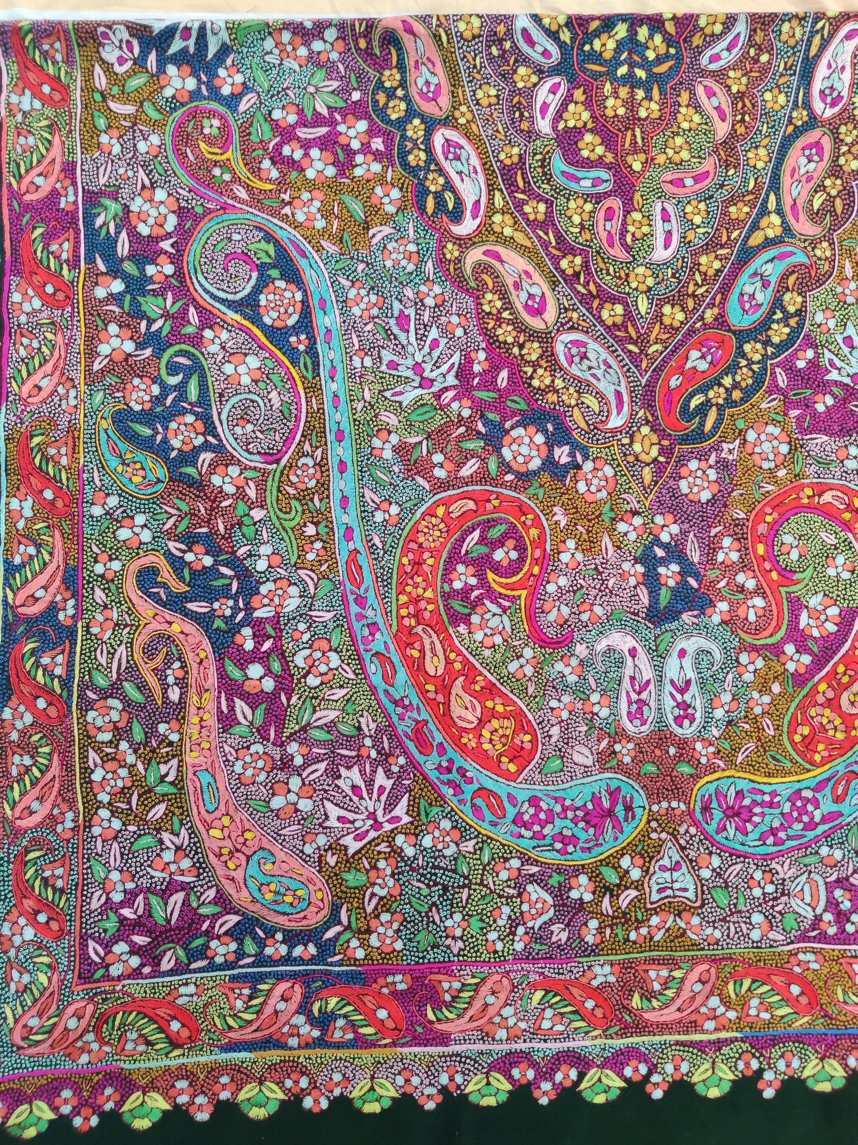 Bahaar-e-Kashmir Pure pashmina Sozni Shawl