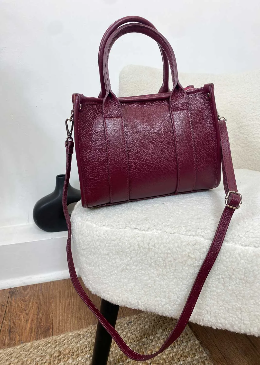 Camilla Leather Tote Bag in Burgundy