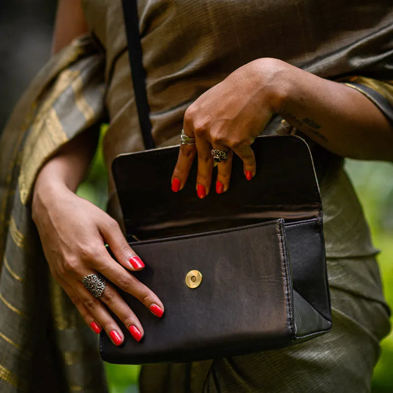 Coconut Leather Sling Bag | Black & Beige