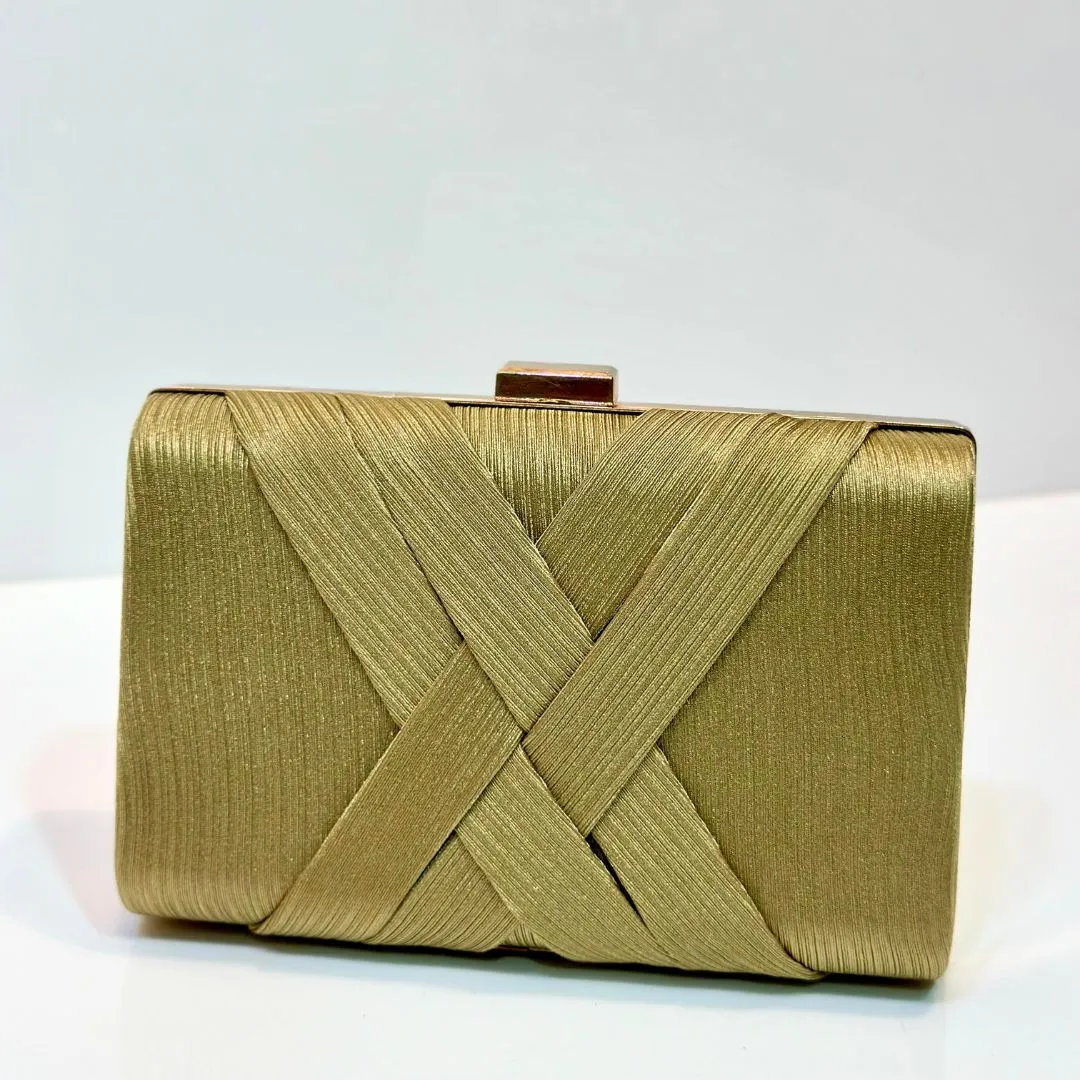 Divine Cross Clutch