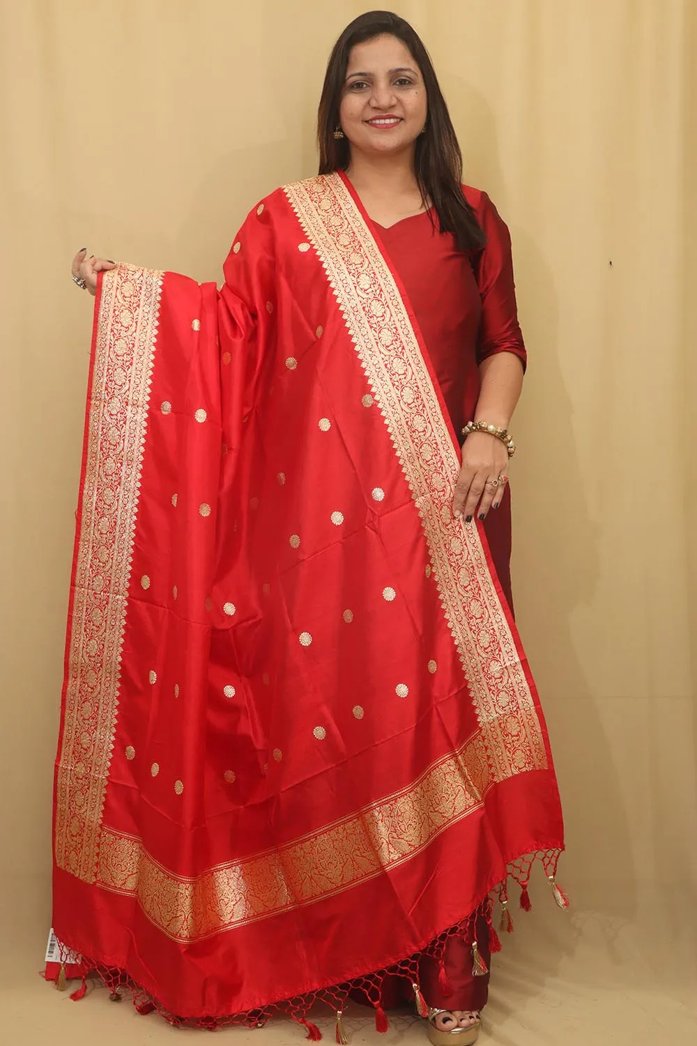 Elegant  Red Handloom Banarasi Pure Katan Silk Dupatta