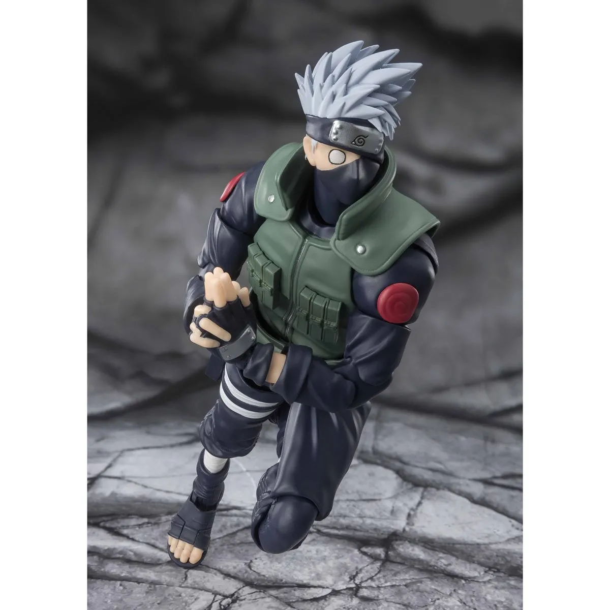 Naruto Kakashi Hatake S.H.Figuarts Figure by Bandai