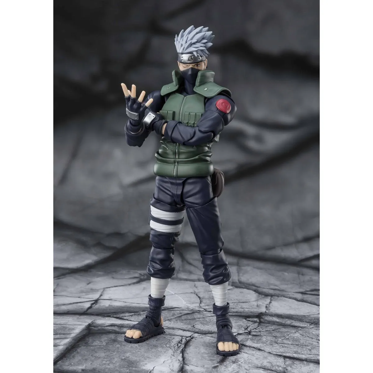 Naruto Kakashi Hatake S.H.Figuarts Figure by Bandai