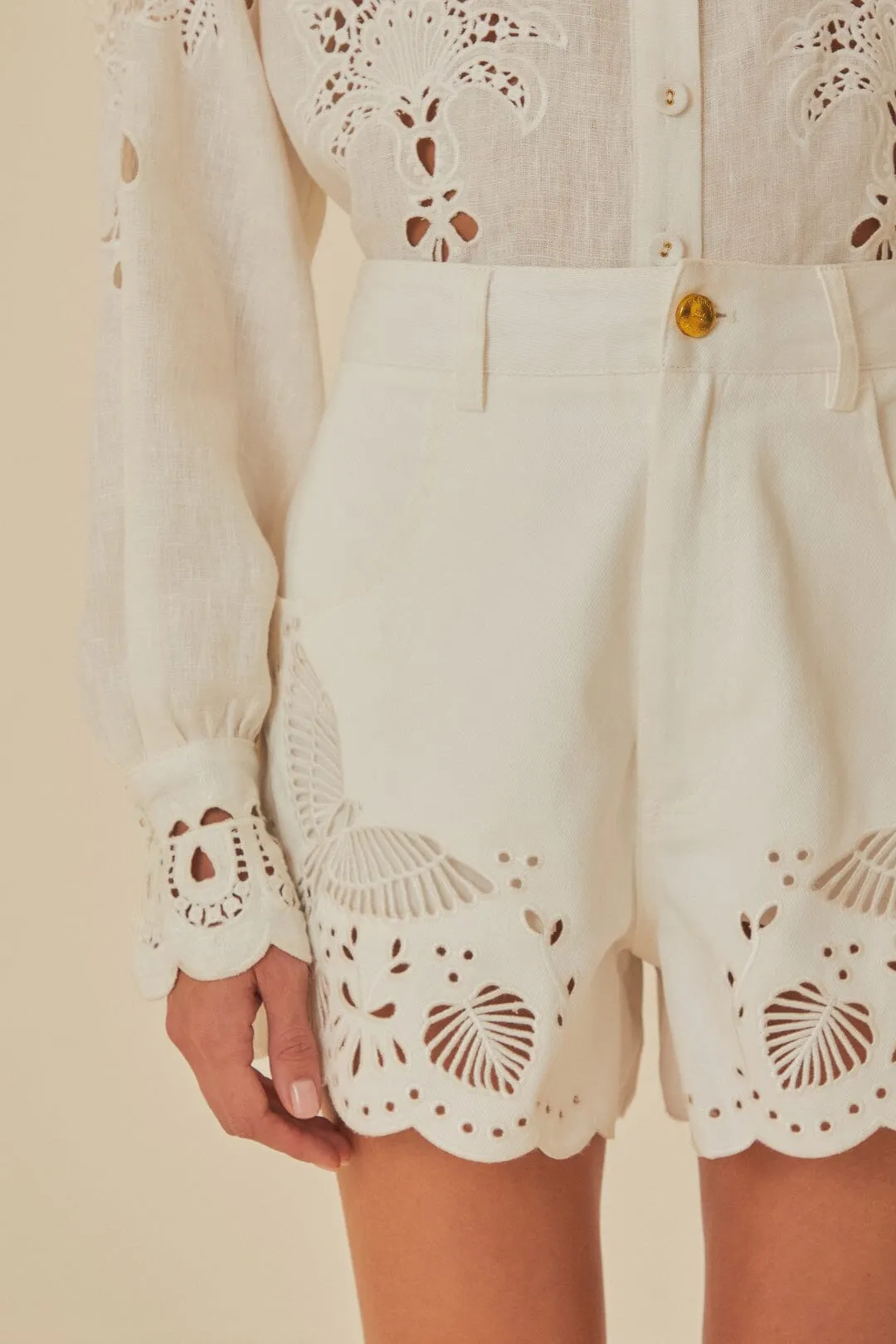 Richelieu Embroidered Shorts