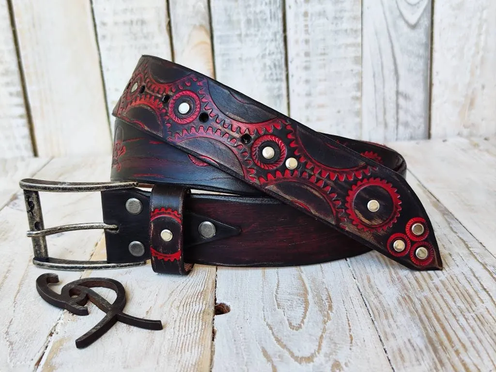 Steampunk Leather Belt with Gears in Black and Red for Bikers Fashion