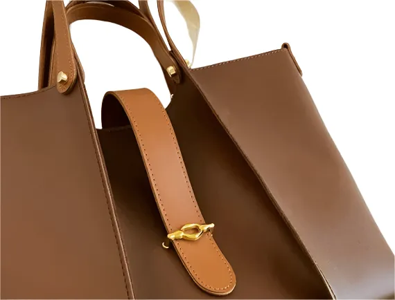 The ABAGALE Genuine Leather Tote Bag – Elegant & Functional Zipper Closure Handbag