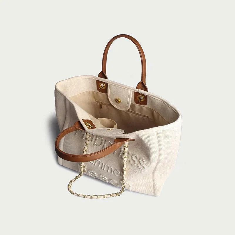 The Christine Tote: The Perfect Blend of Style and Function