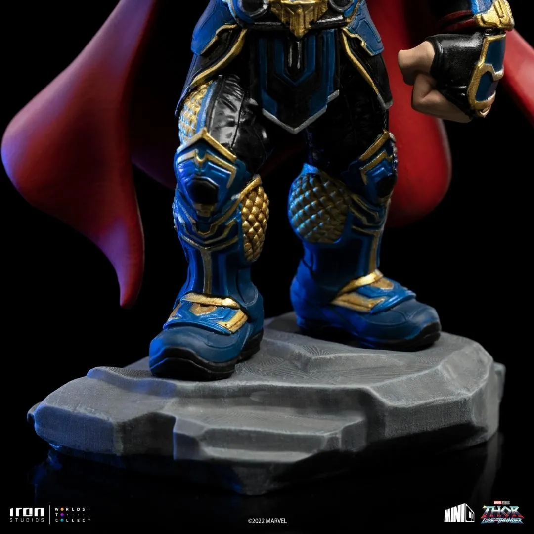 Thor Marvel Studios Thor Love and Thunder Minico Statue by Iron Studios